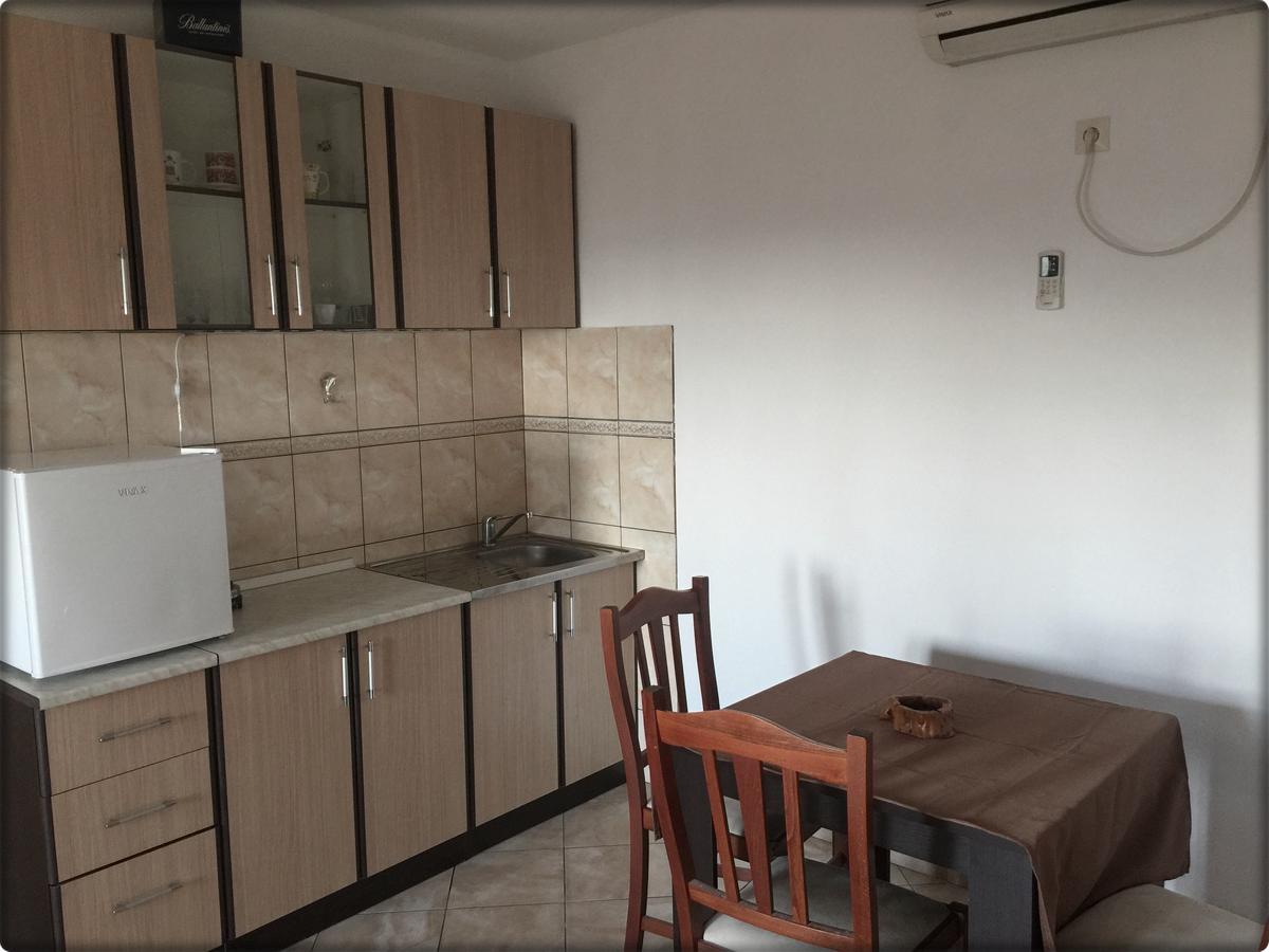 Apartmani Labovic Budva Buitenkant foto